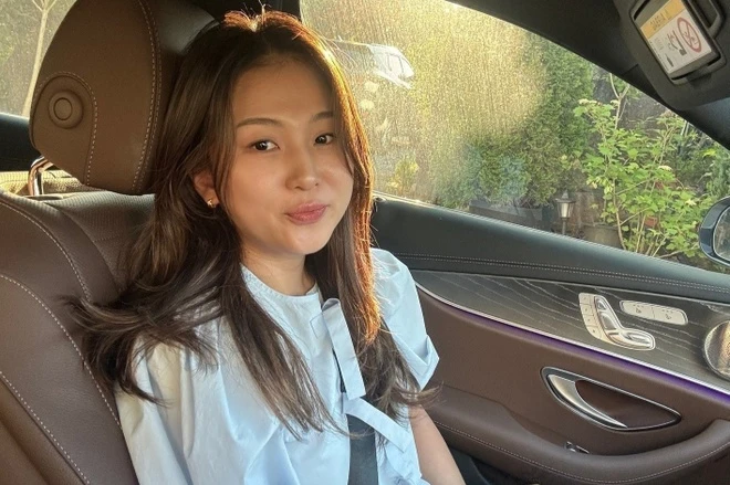 Hành Trình Của Cindy Moon