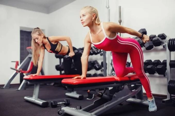 Thói quen 4: Ưu tiên công việc hơn kết nối xã hội